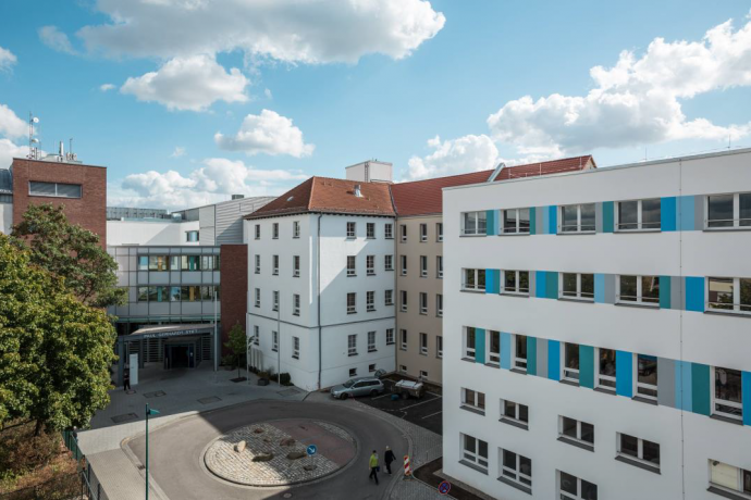 Teamomat: Paul Gerhardt Stift Außenansicht